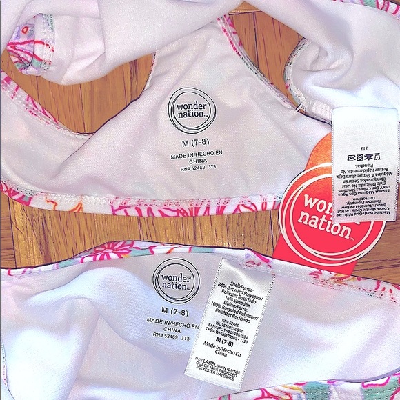 GIRLS M (7/8) - Sporty Tropical Two-Piece Swimsuit - NWT - Picture 3 of 4